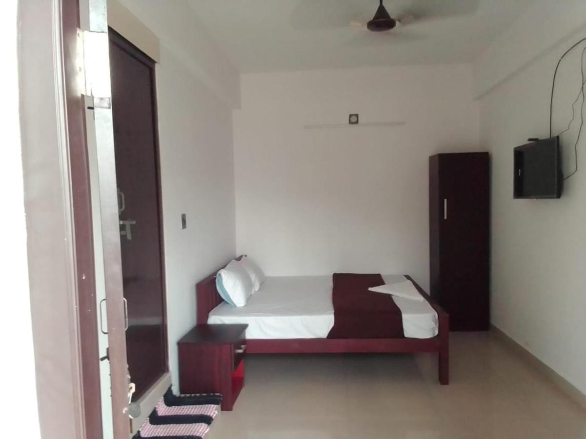 Emirates Residency Hotell Pudunagaram Exteriör bild