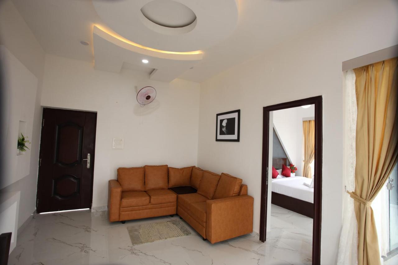Emirates Residency Hotell Pudunagaram Exteriör bild